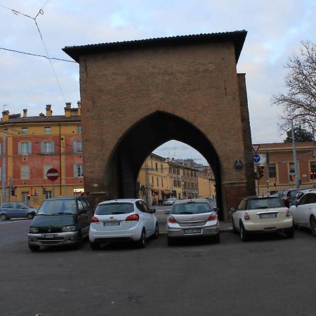 Affittacamere V Torre V Nigrisoli A Porta San Vitale Bolonya Dış mekan fotoğraf